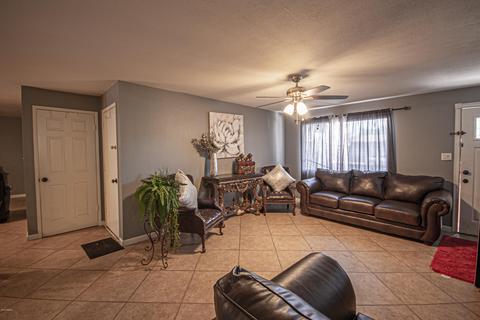 4512 N 81st Dr, Phoenix, AZ 85033 photo 2