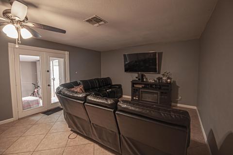 4512 N 81st Dr, Phoenix, AZ 85033 photo 8