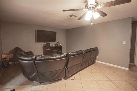 4512 N 81st Dr, Phoenix, AZ 85033 photo 7