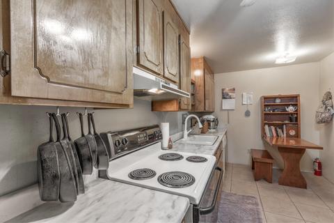 385 E Central Ave, Eagar, AZ 85925 photo 3