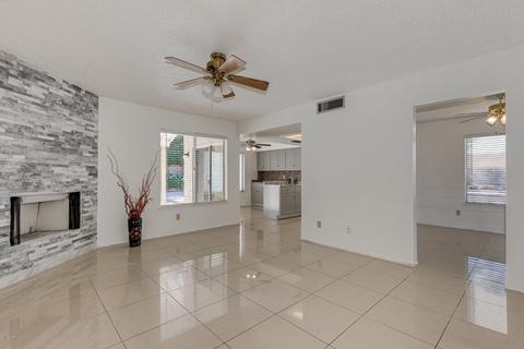 2001 E Sheena Dr E, Phoenix, AZ 85022 photo 2