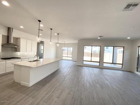 10258 E Supernova Dr, Mesa, AZ 85212 photo 4