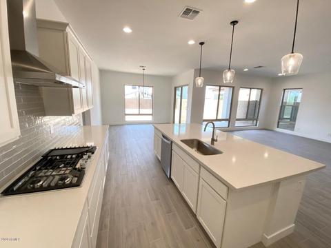 10258 E Supernova Dr, Mesa, AZ 85212 photo 2