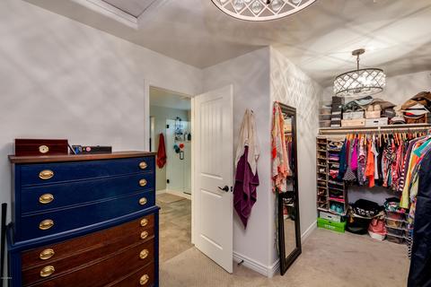 3625 E Branham Ln, Phoenix, AZ 85042 photo 23