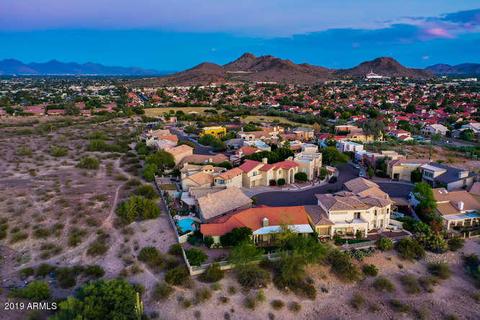 1701 E Gelding Dr, Phoenix, AZ 85022 photo 4