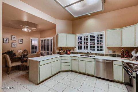 1701 E Gelding Dr, Phoenix, AZ 85022 photo 12