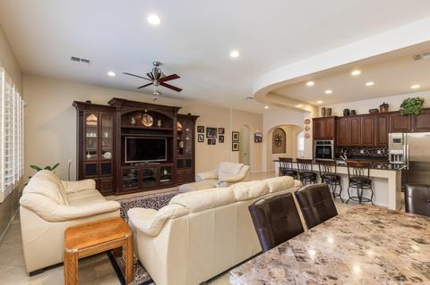 2410 E Park View Ln, Phoenix, AZ 85024 photo 8