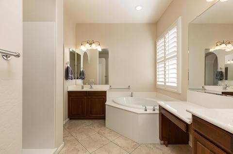 2410 E Park View Ln, Phoenix, AZ 85024 photo 11