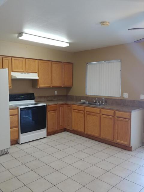 3145 W Libby St, Phoenix, AZ 85053 photo 2