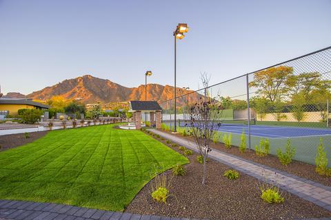 4401 N Los Vecinos Dr, Phoenix, AZ 85018 photo 2