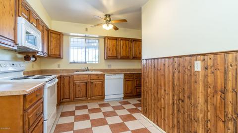 5233 E Colby St, Mesa, AZ 85205 photo 4