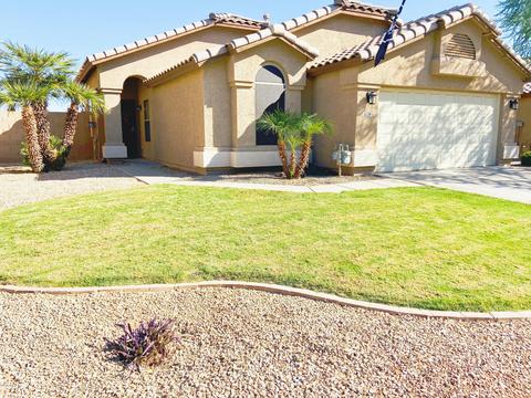 2239 S Peppertree Dr, Gilbert, AZ 85295 photo 2