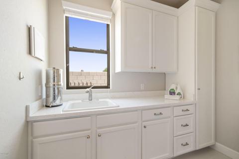 3931 E Parkside Ln, Phoenix, AZ 85050 photo 24