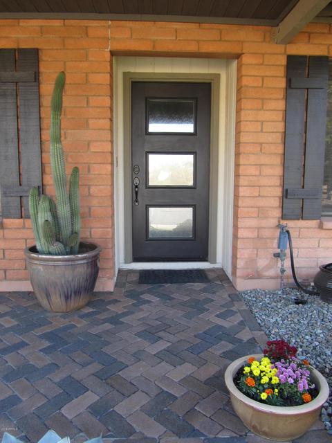 911 E Aire Libre Ave, Phoenix, AZ 85022 photo 2