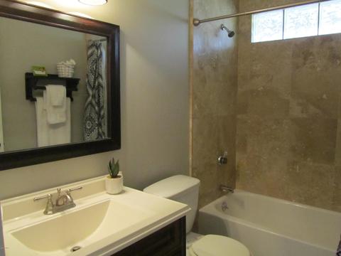 911 E Aire Libre Ave, Phoenix, AZ 85022 photo 18