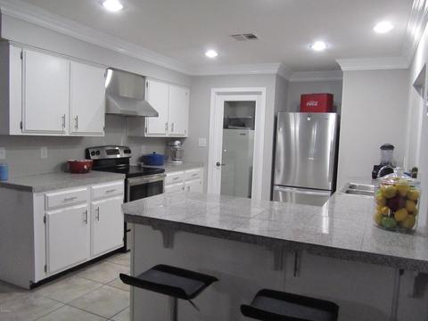 911 E Aire Libre Ave, Phoenix, AZ 85022 photo 3