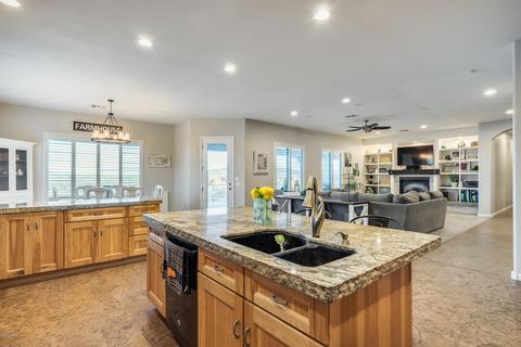 1517 E Red Range Way, Phoenix, AZ 85085 photo 19