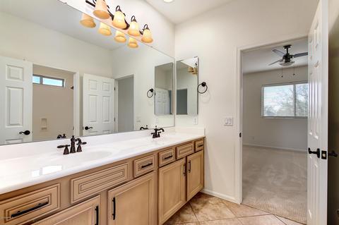 3639 E Louise Dr, Phoenix, AZ 85050 photo 16
