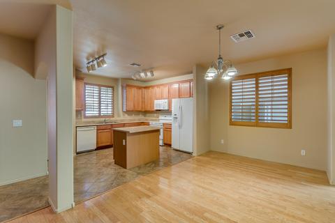 4375 E Rosemonte Dr, Phoenix, AZ 85050 photo 5