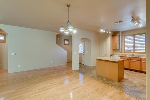 4375 E Rosemonte Dr, Phoenix, AZ 85050 photo 6