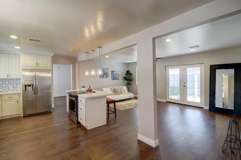 923 E Rovey Ave, Phoenix, AZ 85014 photo 4