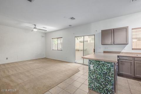 2751 E Schiliro Cir, Phoenix, AZ 85032 photo 8
