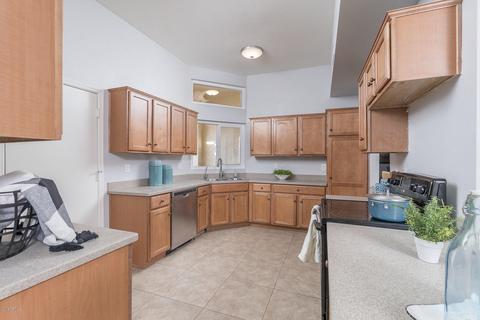 3813 E Cathedral Rock Dr, Phoenix, AZ 85044 photo 6