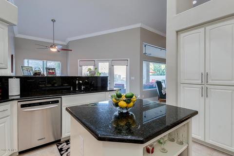 910 E Cathedral Rock Dr, Phoenix, AZ 85048 photo 8