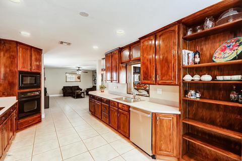 923 E Aire Libre Ave, Phoenix, AZ 85022 photo 7