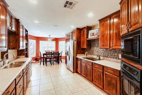 923 E Aire Libre Ave, Phoenix, AZ 85022 photo 5