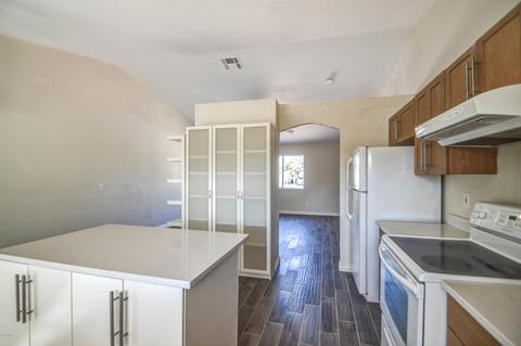 2921 E Chipman Rd, Phoenix, AZ 85040 photo 12