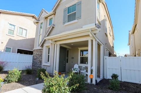 2268 S Osborn Ln, Gilbert, AZ 85295 photo 1
