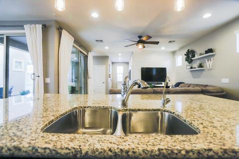 2268 S Osborn Ln, Gilbert, AZ 85295 photo 9