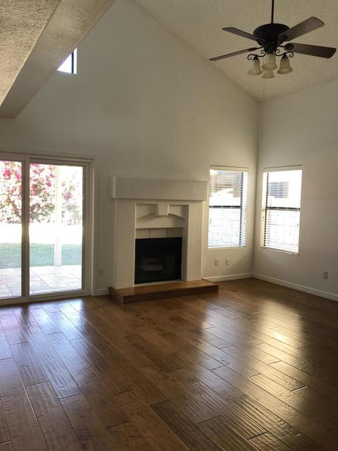 826 E Sack Dr, Phoenix, AZ 85024 photo 1
