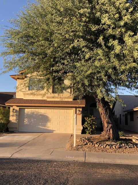 826 E Sack Dr, Phoenix, AZ 85024 photo 2