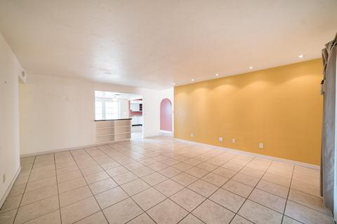 726 E Tuckey Ln, Phoenix, AZ 85014 photo 13