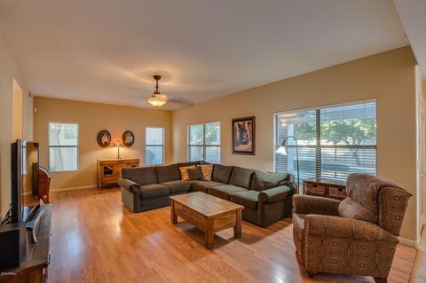 970 E Liberty Ln, Gilbert, AZ 85296 photo 11