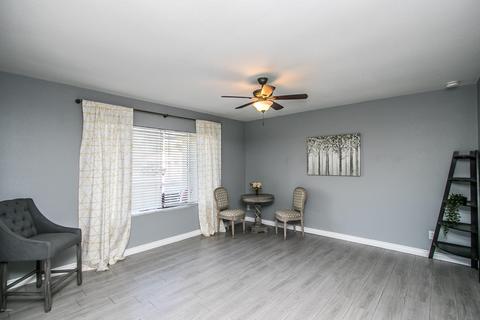 201 E Brentrup Dr, Tempe, AZ 85283 photo 4