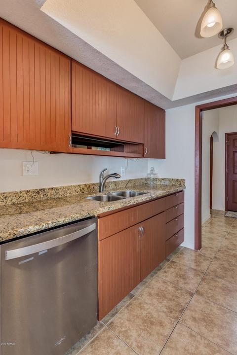 1216 E Rowlands Ln, Phoenix, AZ 85022 photo 8