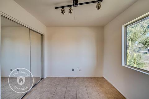 3306 E Angela Dr, Phoenix, AZ 85032 photo 12