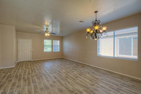 7229 S 41st Dr, Phoenix, AZ 85041 photo 6