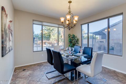 956 E Del Rio St, Gilbert, AZ 85295 photo 8