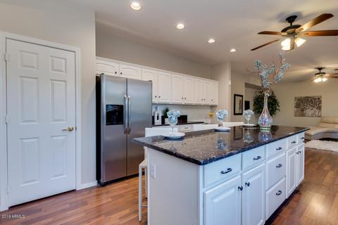956 E Del Rio St, Gilbert, AZ 85295 photo 12