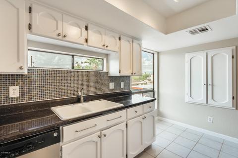 3301 Earll Dr #223, Phoenix, AZ 85018 photo 19