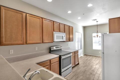 2878 S Rock St, Gilbert, AZ 85295 photo 2