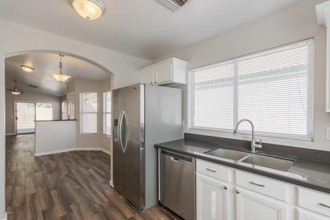 4714 E Mountain Sage Dr, Phoenix, AZ 85044 photo 4