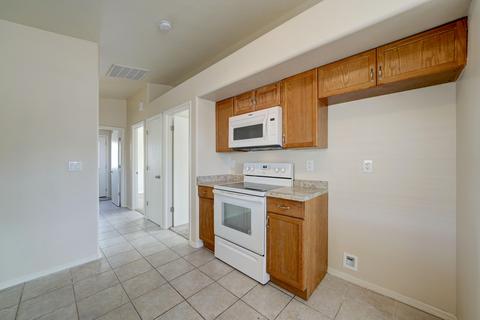 611 S Main Dr, Apache Junction, AZ 85120 photo 9