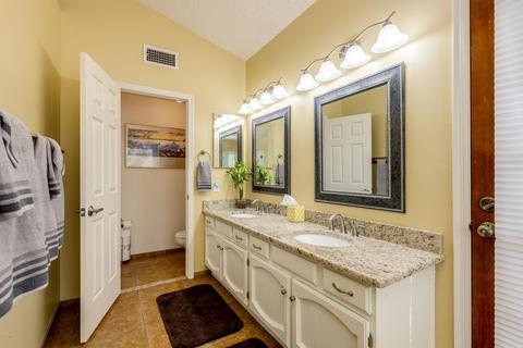 33 S Riata Dr, Gilbert, AZ 85296 photo 25
