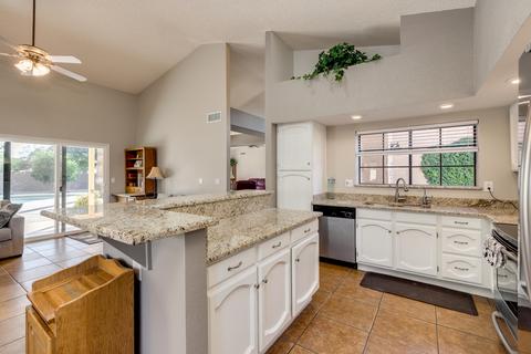 33 S Riata Dr, Gilbert, AZ 85296 photo 13
