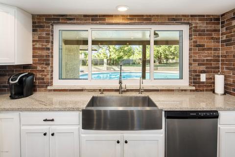 644 E Tremaine Ave, Gilbert, AZ 85234 photo 8